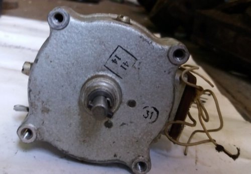 Реверсивный двигатель РД-09 127В 8,7об/мин