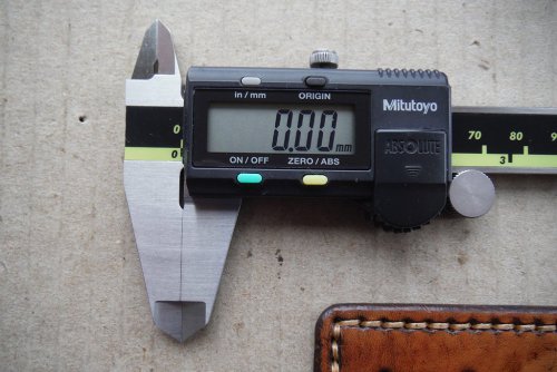 Цифровий штангенциркуль Mitutoyo 500-196-30 (0-150 мм, 0.01 мм)
