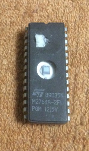 Микросхема М2764А-2FI