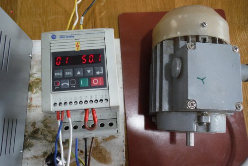 Частотний перетворювач Allen Bradley 0,37 кВт (3Ф 380 В)