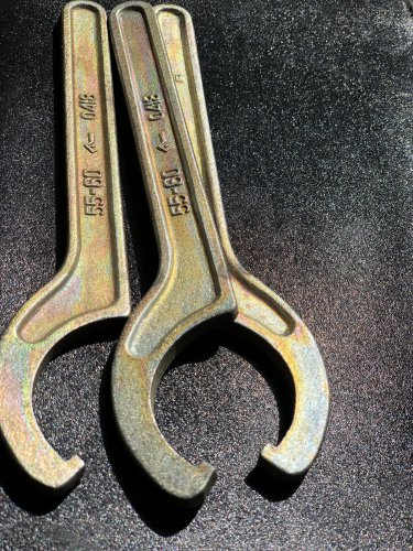 Ключ для круглых шлицевых гаек 55-60