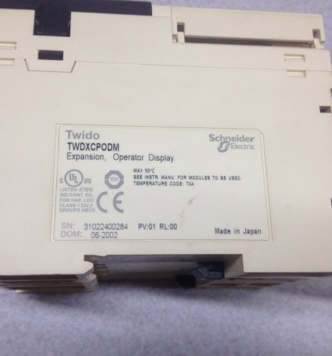 Програмований контроллер TWDLMDA20DTK+ Дисплей оператора.