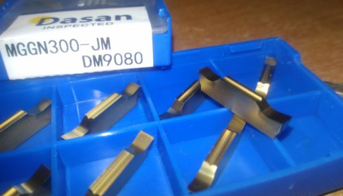 Пластини т/с вставки відрізні / канавкові MGGN300-JM DM9080 Dasan