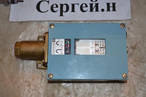 Регулятор тиску (перемикач), тип XMG-A60, під тиск 40-200 бар, 580-2900psi