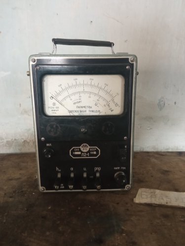 Л2-1 вимірювач  измеритель параметров радиодеталей