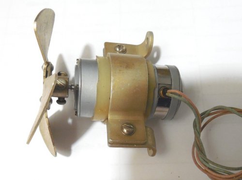 Двигун постійного струму ДПМ-25-Н1-07 з пропеллером