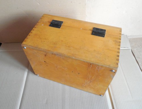 Ящик дерев'яний лакований для інструменту та різних інших предметів