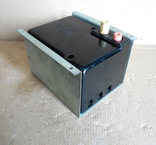 Автоматичний вимикач АП 50-3МТ (40 А) з корпусом кріплення