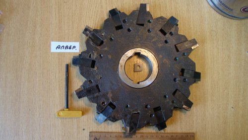 Фреза дискова з мехкріпленням пластин Ø250х28хØ50