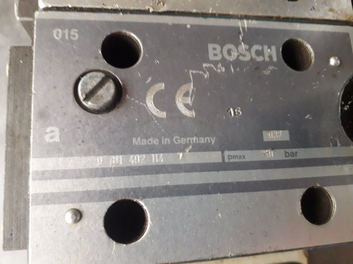 Гідророзподільник Bosch 0 811 402 114