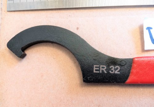 Ключ на цанговий патрон ER32