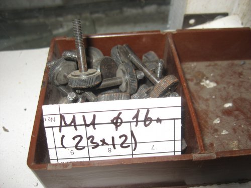 Гвинт з накаткою М4(23х12мм)