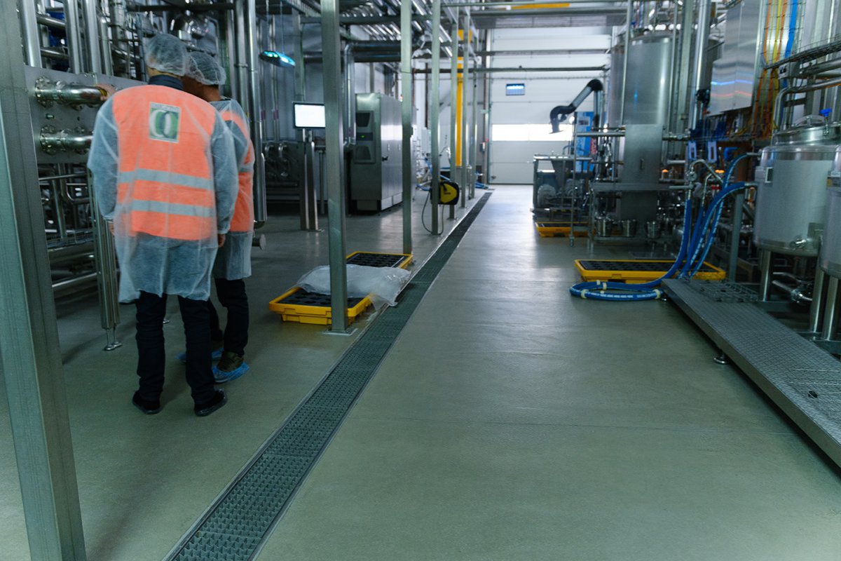 промислова підлога на харчовому виробництві.jpg